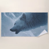 Howling Wolf Art – Blue Night Forest Design ビーチタオル (正面)