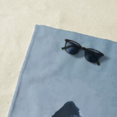 Howling Wolf Art – Blue Night Forest Design ビーチタオル (インサイチュ)