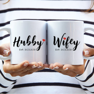 Hubby & Wifeyカップルのマグ(Personal Wifey) コーヒーマグカップ