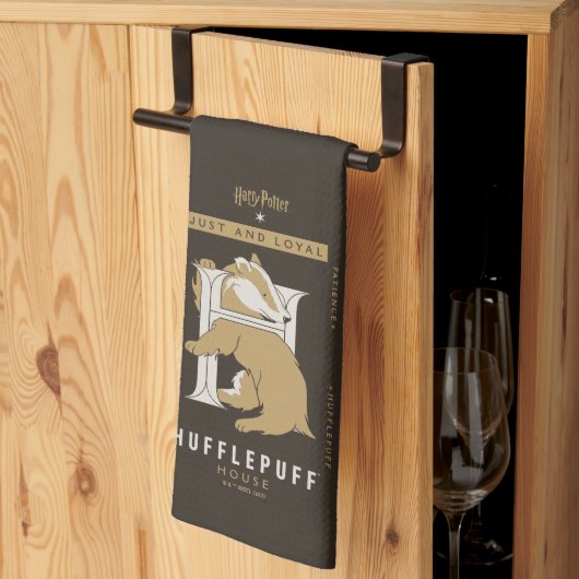 HUFFLEPUFF™ハウスジャスト&ロイヤル キッチンタオル (三つ折り)