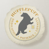 HUFFLEPUFF™バダーガーハウスプライドバッジ ラウンドクッション (裏面)