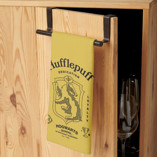 HUFFLEPUFF™ 忠誠心 粘り強さ 忠誠 クレスト キッチンタオル (三つ折り)