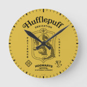 HUFFLEPUFF™ Dedication Patience Loyalty Crest ラウンド壁時計 (正面)