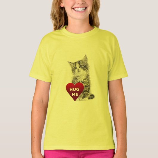 Hug Me – 女子の基本Tシャツ Tシャツ (正面)