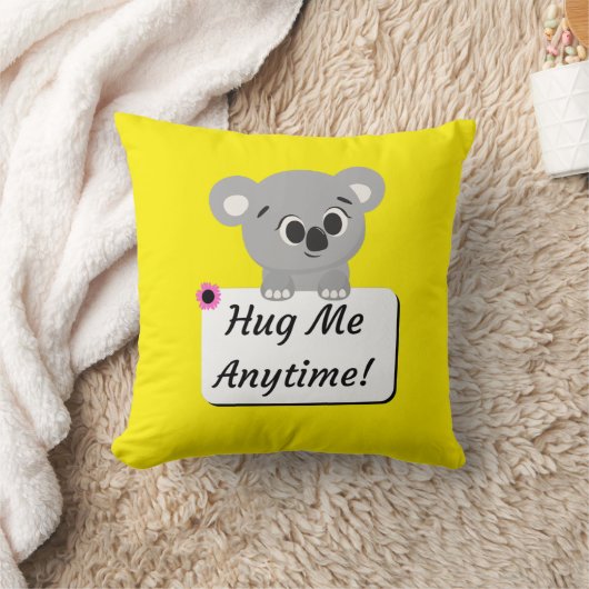 Hug Me Koala Throw Pillow クッション (ブランケット)