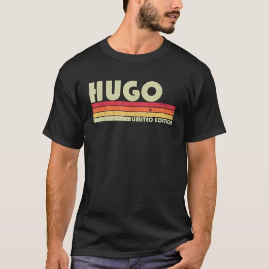 HUGO ギフト 名前入り ユーモア レトロ ヴィンテージ ビ Tシャツ (正面)