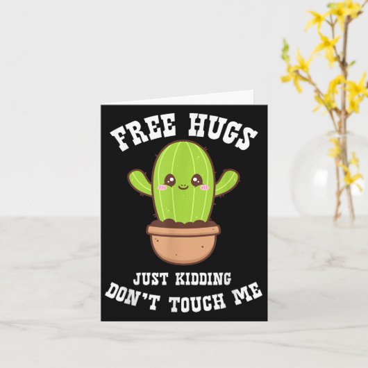 Hugs Just Kidding Don't Touch Me Funny Cactus  カード (黄色い花)