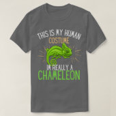 Human Costume Im Really A Chameleon fun Tシャツ (デザイン正面)