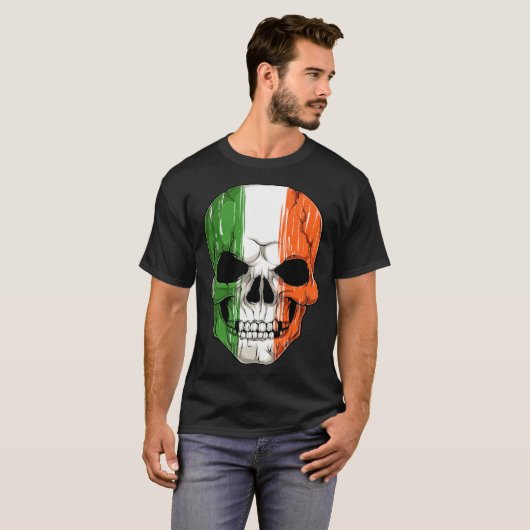 Human Skull Head With Irish Flag Pattern St Patric Tシャツ (正面フル)