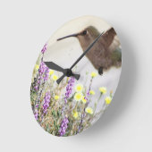 Hummingbird and Wildflowers Digital Art ラウンド壁時計 (傾斜)