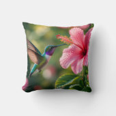 Hummingbird in Bloom クッション (正面)