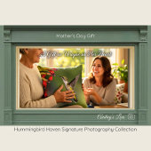 Hummingbird In Flight Gift for Mom | Throw Pillow クッション