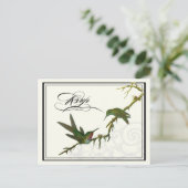 Hummingbirds n Swirls – の結婚ポストカードRSVP インビテーションポストカード (スタンド正面)