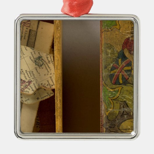 Humphriesは世界地図を切り裂きました メタルオーナメント (正面)