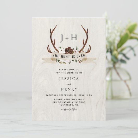 Hunt is Over Rustic Antlers QR Code Wedding  招待状 (スタンド正面)