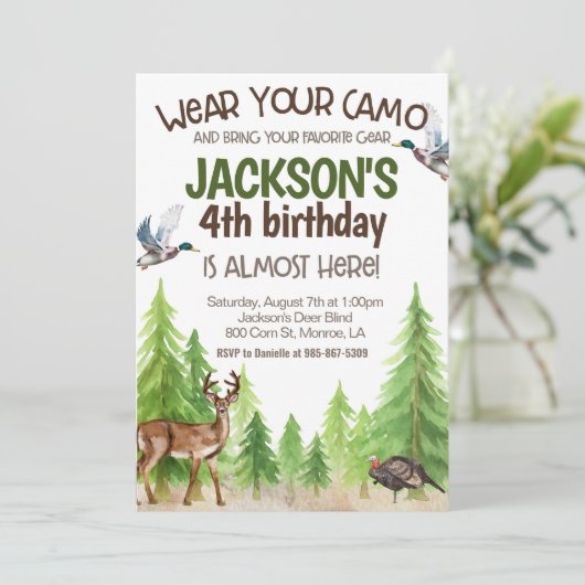 Hunting Birthday Invitation Any Age – Personalized 招待状 (スタンド正面)