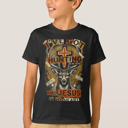 Hunting In My Veins Jesus In Heart Christian Deer  Tシャツ (正面)