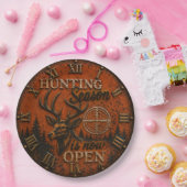 Hunting Season Rustic Deer  Whitetail Hunter Gift ペーパープレート (パーティー)