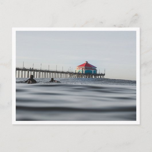 Huntington Beach Pier Surfers at Ruby's Photo ポストカード (正面)