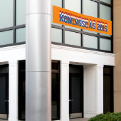 Hup Holland Hup、オランダオランダKoningsdag 2016 横断幕 (ビルの外側)