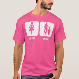 Husbの妻の妻魚釣り漁師を修復 Tシャツ