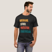 Husband Father Protector Pediatrician Tシャツ (正面フル)