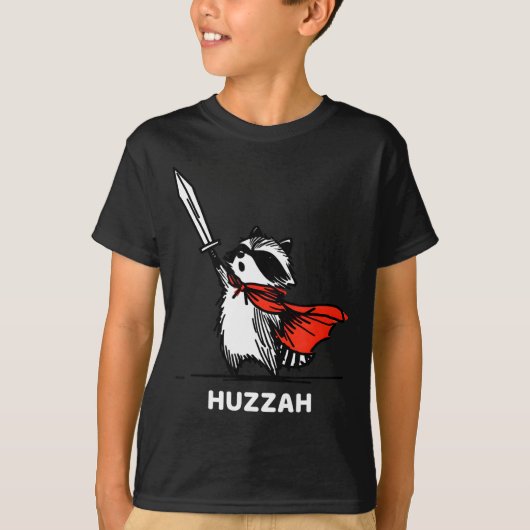 Huzzah Raccoon Knight Funny Sword Meme Quote Tシャツ (正面)