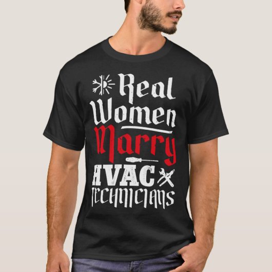 HVAC技術者テック夫結婚妻の結婚 Tシャツ (正面)