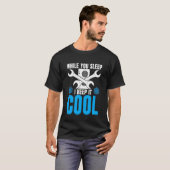 HVAC 冷やし続ける 暖房・冷房・空調の学生にぴったり Tシャツ (正面フル)