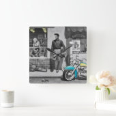 HWY 51シルバー スクエア壁時計 (ホーム)