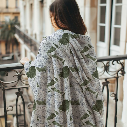 Hydrangea Garden Monogram  フリースブランケット