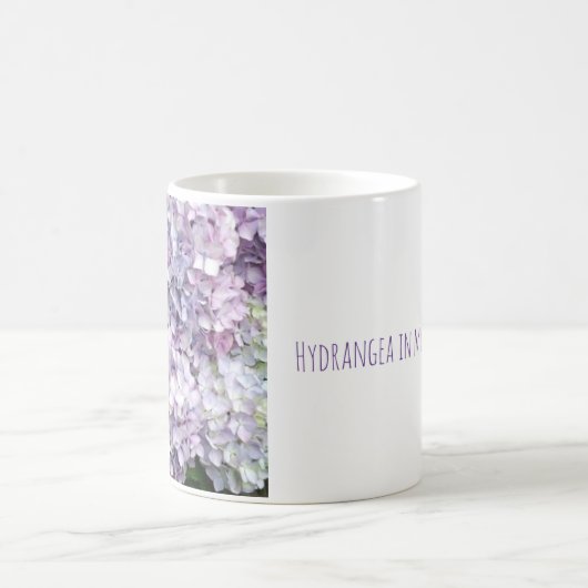 Hydrangea in mom's garden  コーヒーマグカップ (中央)