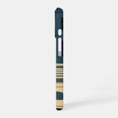 Hydrant on Quiet Street iPhone 16ケース (左側面)