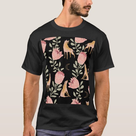 Hyena & Protea:黒い背景シームレス Tシャツ (正面)