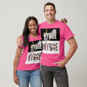 HYGGEフローラTシャツ – 快適な北欧の美学 Tシャツ (ユニセックス)