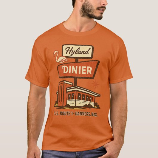 Hyland Diner Danvers, MA Retro Route 1 Roadside Di Tシャツ (正面)