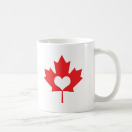 Iハートのカナダのカエデの葉 コーヒーマグカップ