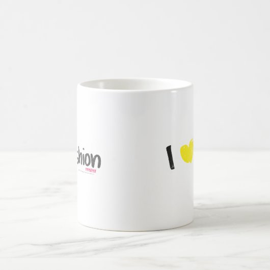 Iハートのファッションのピンク コーヒーマグカップ (中央)