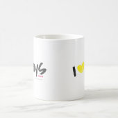 Iハートの男の子の黄色 コーヒーマグカップ (中央)