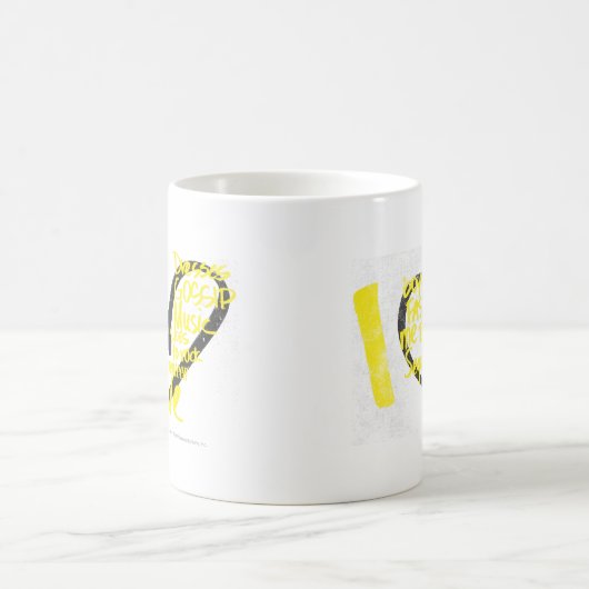 Iハートの落書きの黄色 コーヒーマグカップ (中央)