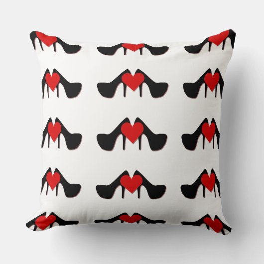 Iハートシューズパターン装飾用クッション クッション (正面)