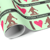 Iハートビッグフット歩くサスカッチハッピーバースデー ラッピングペーパー (ロールコーナー)