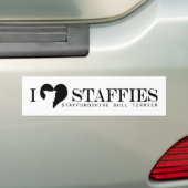 IハートStaffies -品種名前のバンパーステッカー バンパーステッカー (車上)