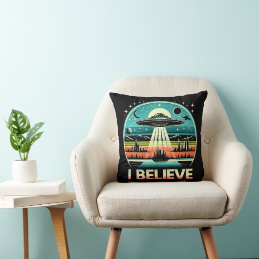 I信じ - UFO クッション (椅子)