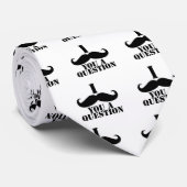 I口ひげ質問 ネクタイ (ロール)