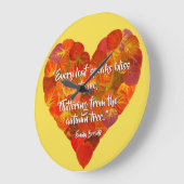 I愛の秋 – 赤い《植物》アスペンリーフハート1、ブロンテク引用文 ラージ壁時計 (傾斜)