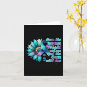 I衣服ティール（緑がかった色）と紫の自殺防止 カード (黄色い花)