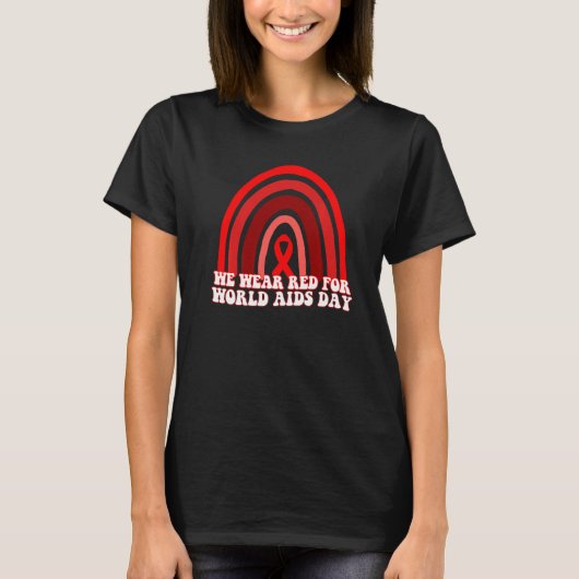 I衣服レッドfor World Hiv Aids認識度デーRed R Tシャツ (正面)