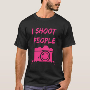 I.人々の写真を撮る Tシャツ