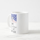 I Ain't First Cl But A Ain't White Tra-shirt_1 コーヒーマグカップ (正面左)